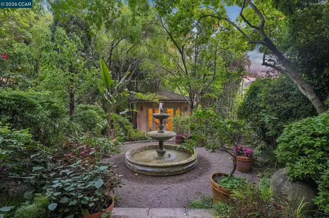 Exterior - 2388 Vine St, Berkeley, CA 94708 photo 16 of 16