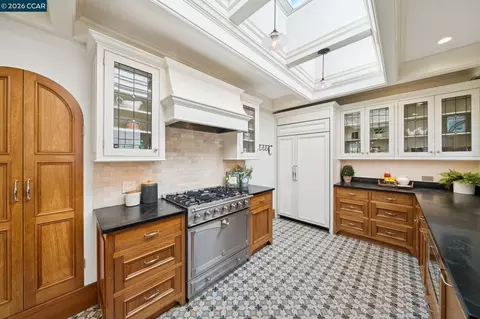 Kitchen - 2388 Vine St, Berkeley, CA 94708 photo 2 of 3