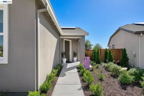 Other - 1049 Briar Ct, Manteca, CA 95336 photo 2 of 8