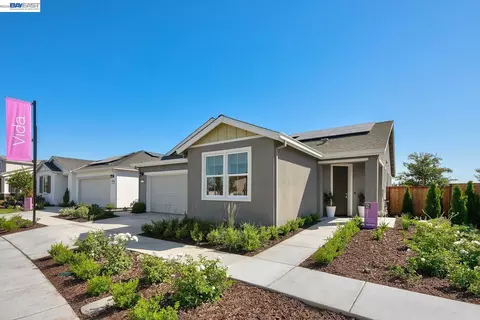 Exterior - 1049 Briar Ct, Manteca, CA 95336 photo 1 of 7