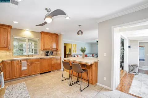Kitchen - 513 Gerard Dr, Lodi, CA 95242 photo 4 of 5