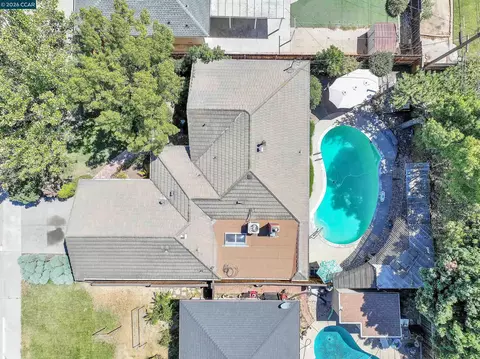 View/Area - 513 Gerard Dr, Lodi, CA 95242 photo 1 of 4