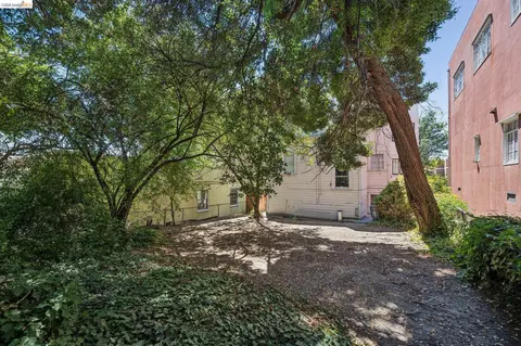 Exterior - 1767 Euclid Ave #2, Berkeley, CA 94709 photo 4 of 4