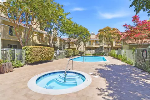 Exterior - 526 Arbor Way, Milpitas, CA 95035 photo 5 of 9