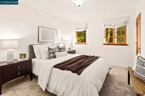 Bedroom - 7174 Norfolk Rd, Berkeley, CA 94705 photo 3 of 4