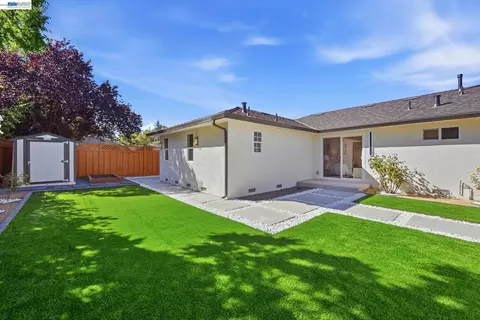 Exterior - 38465 Blacow Rd, Fremont, CA 94536 photo 7 of 14