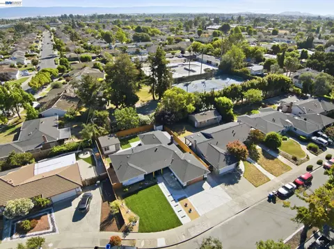 View/Area - 38465 Blacow Rd, Fremont, CA 94536 photo 7 of 19