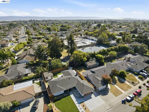 View/Area - 38465 Blacow Rd, Fremont, CA 94536 photo 6 of 19