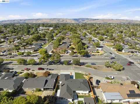 View/Area - 38465 Blacow Rd, Fremont, CA 94536 photo 12 of 19