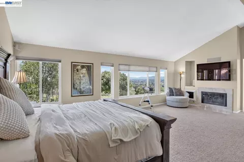 Bedroom - 8257 Brittany Dr, Dublin, CA 94568 photo 5 of 10