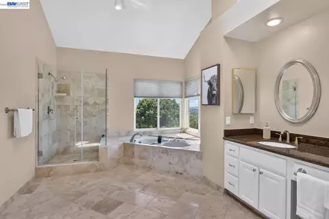 Bath - 8257 Brittany Dr, Dublin, CA 94568 photo 3 of 4