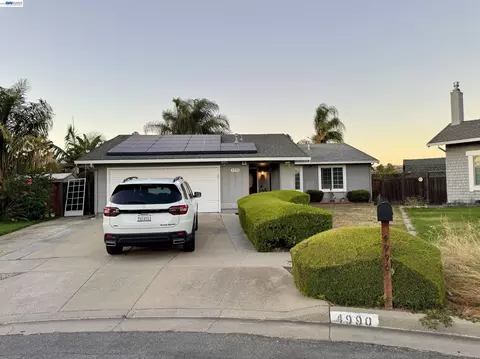 4990 Gazania Dr, San Jose, CA 95111