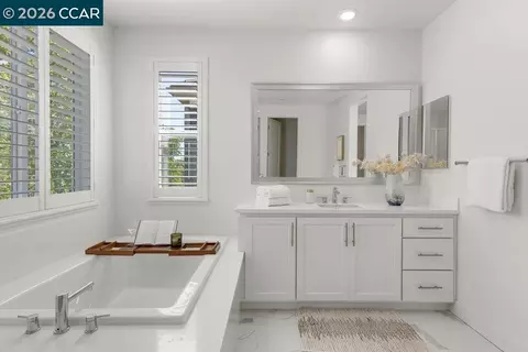 Bath - 5772 Juniper Way, Dublin, CA 94568 photo 2 of 7