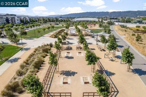 View/Area - 5772 Juniper Way, Dublin, CA 94568 photo 2 of 2