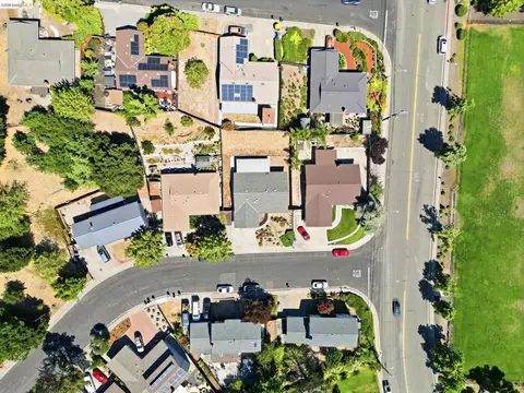 View/Area - 2303 Monte Vista Dr, Pinole, CA 94564 photo 9 of 16