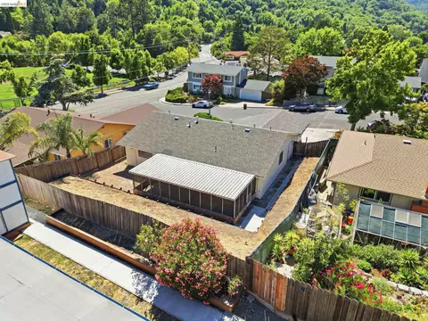 View/Area - 2303 Monte Vista Dr, Pinole, CA 94564 photo 7 of 16
