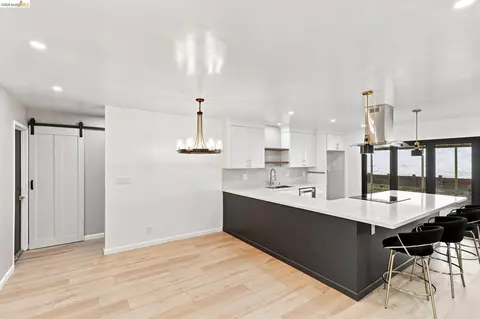 Kitchen - 2303 Monte Vista Dr, Pinole, CA 94564 photo 8 of 11