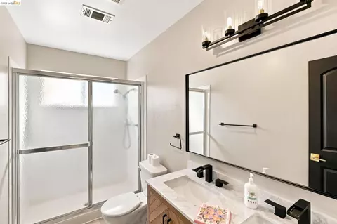 Bath - 2303 Monte Vista Dr, Pinole, CA 94564 photo 2 of 2