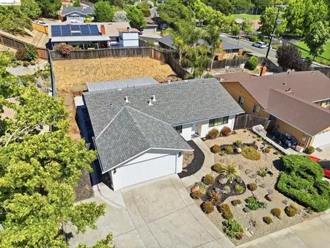 View/Area - 2303 Monte Vista Dr, Pinole, CA 94564 photo 2 of 16