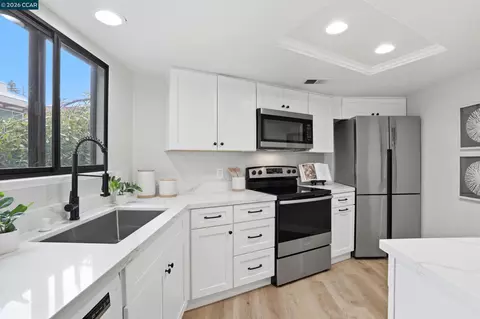 1680 San Miguel Dr, Walnut Creek, CA 94596