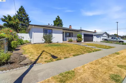 Exterior - 8380 Lucania St, Dublin, CA 94568 photo 3 of 10