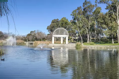 View/Area - 1001 Devonwood, Hercules, CA 94547 photo 3 of 3