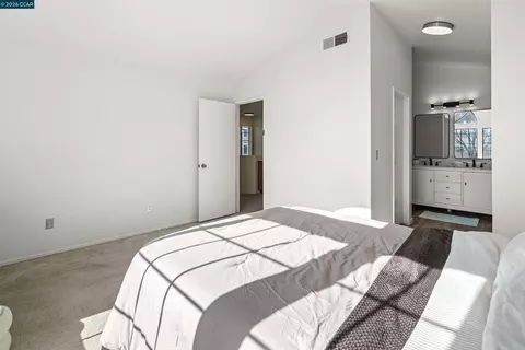 Bedroom - 1001 Devonwood, Hercules, CA 94547 photo 1 of 4