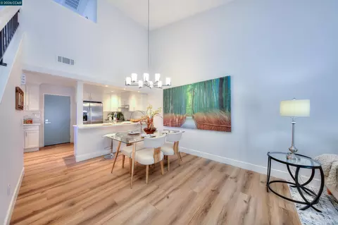 Dining - 105 Coventry, Hercules, CA 94547 photo 1 of 7