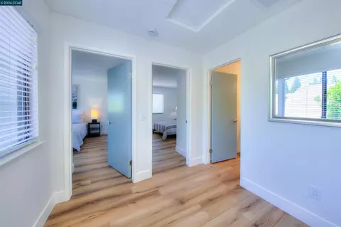 Entry Way - 105 Coventry, Hercules, CA 94547 photo 5 of 6