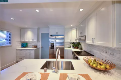Kitchen - 105 Coventry, Hercules, CA 94547 photo 1 of 3