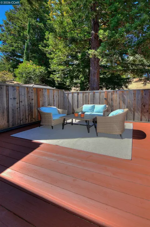 Exterior - 105 Coventry, Hercules, CA 94547 photo 3 of 10