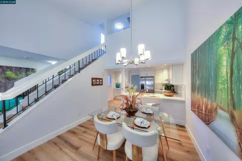 Dining - 105 Coventry, Hercules, CA 94547 photo 2 of 7