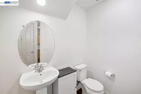 Bath - 1505 Sylvia St, Hayward, CA 94545 photo 1 of 2