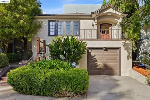 206 Perkins St, Oakland, CA 94610
