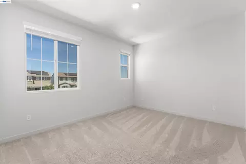 Bedroom - 2845 Shaver Ct, Fairfield, CA 94533 photo 7 of 9