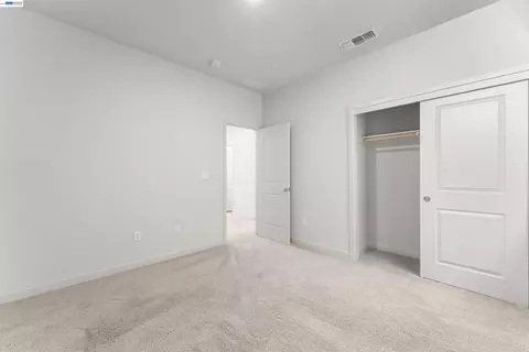 Bedroom - 2845 Shaver Ct, Fairfield, CA 94533 photo 6 of 9