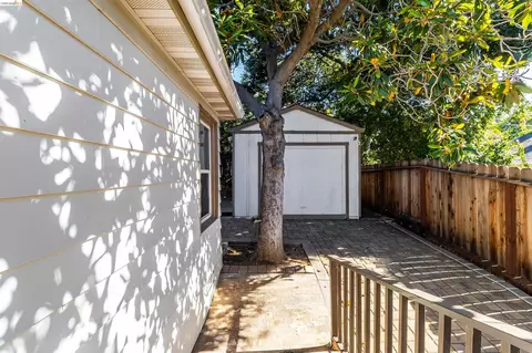 Exterior - 826 Benicia Rd, Vallejo, CA 94591 photo 6 of 12