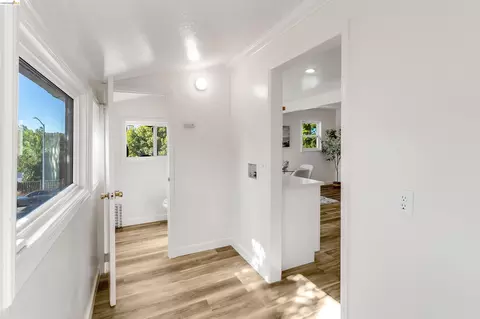 Entry Way - 826 Benicia Rd, Vallejo, CA 94591 photo 1 of 2