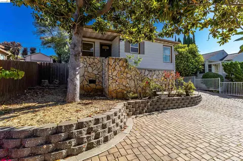 Exterior - 826 Benicia Rd, Vallejo, CA 94591 photo 5 of 12