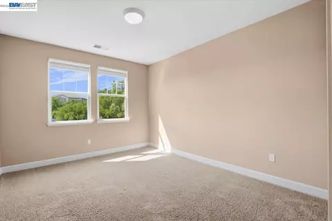 Bedroom - 2560 Calabria Ct, Dublin, CA 94568 photo 10 of 12