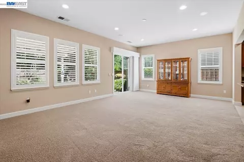 Living - 2560 Calabria Ct, Dublin, CA 94568 photo 5 of 6