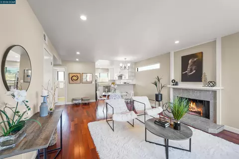 115 Hobart Ave #E, San Mateo, CA 94402