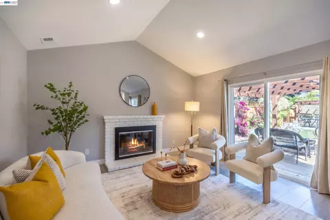 Other - 38475 Jacaranda Dr, Newark, CA 94560 photo 3 of 10