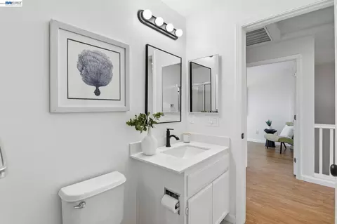 Bath - 3581 Braxton Cmn, Fremont, CA 94538 photo 4 of 5