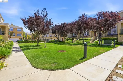 Exterior - 3581 Braxton Cmn, Fremont, CA 94538 photo 1 of 4