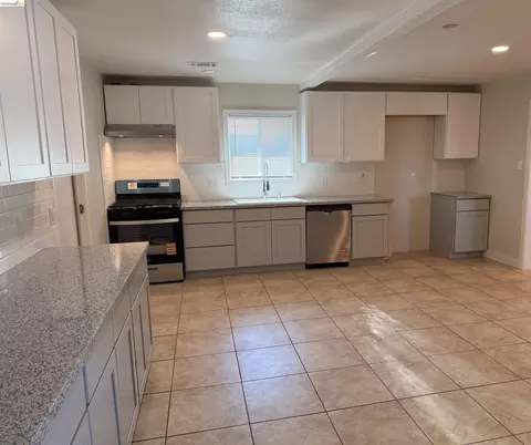 Kitchen - 211 Bart Ave, Antioch, CA 94509 photo 1 of 2