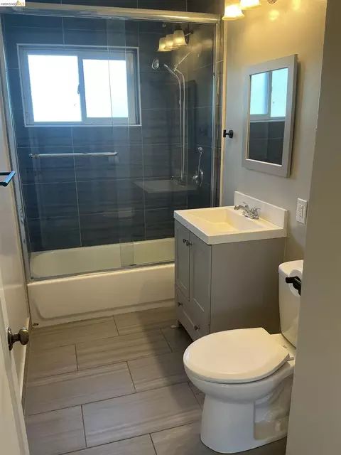 Bath - 211 Bart Ave, Antioch, CA 94509 photo 2 of 2