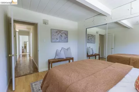 Bedroom - 2081 Brook St, Concord, CA 94520 photo 3 of 3