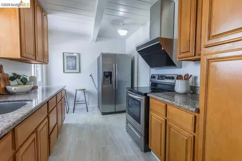 Kitchen - 2081 Brook St, Concord, CA 94520 photo 1 of 3