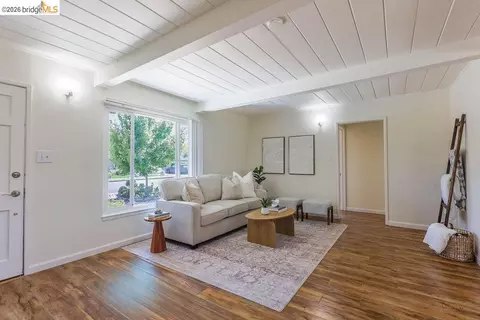 Living - 2081 Brook St, Concord, CA 94520 photo 2 of 5